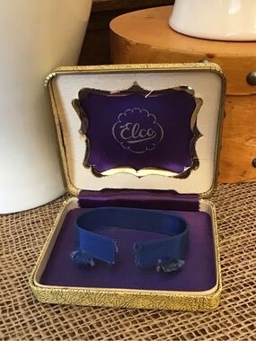 Vintage Elco watch or bracelet hinged presentation case